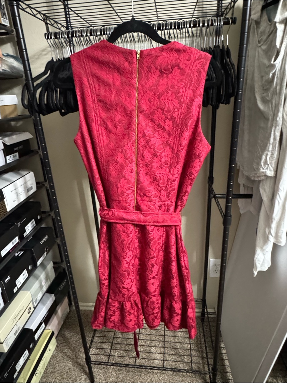 Sleeveless Lace Tie-Waist Mini Dress in Deep Red - Picture 3 of 4